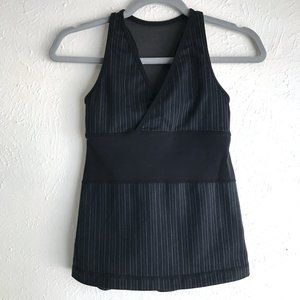 3/$25 LULULEMON Black Pinstripe V-Neck Athletic Workout Tank Top